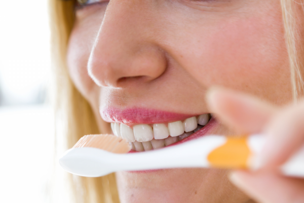 Soyez fiers de votre bouche: montrez votre soutien à la Journée mondiale de la santé bucco-dentaire le 20 mars!